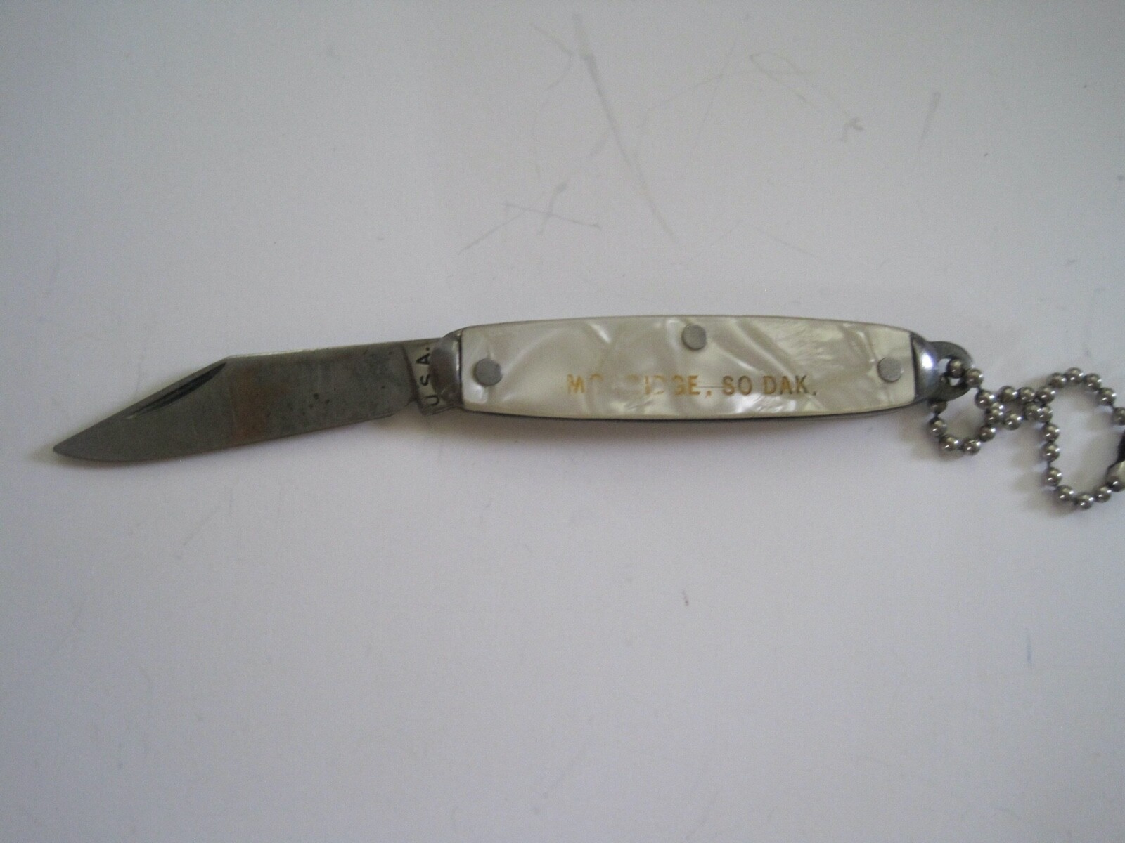 Mobridge South Dakota Souvenir Vintage Pocket Knife Pearl Handle Mobridge South Dakota Souvenir Vintage Pocket Knife Pearl Handle
