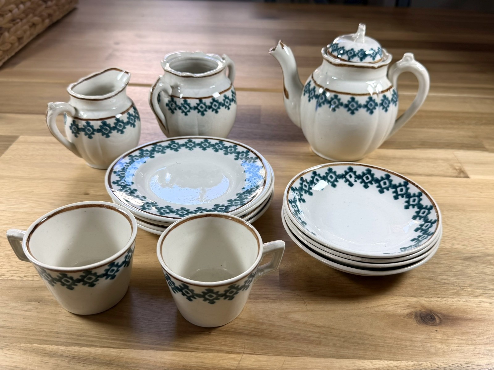 Antique Staffordshire Blue & Brown Stick Spatter 13 Pieces Toy Tea Set Antique Staffordshire Blue & Brown Stick Spatter 13 Pieces Toy Tea Set