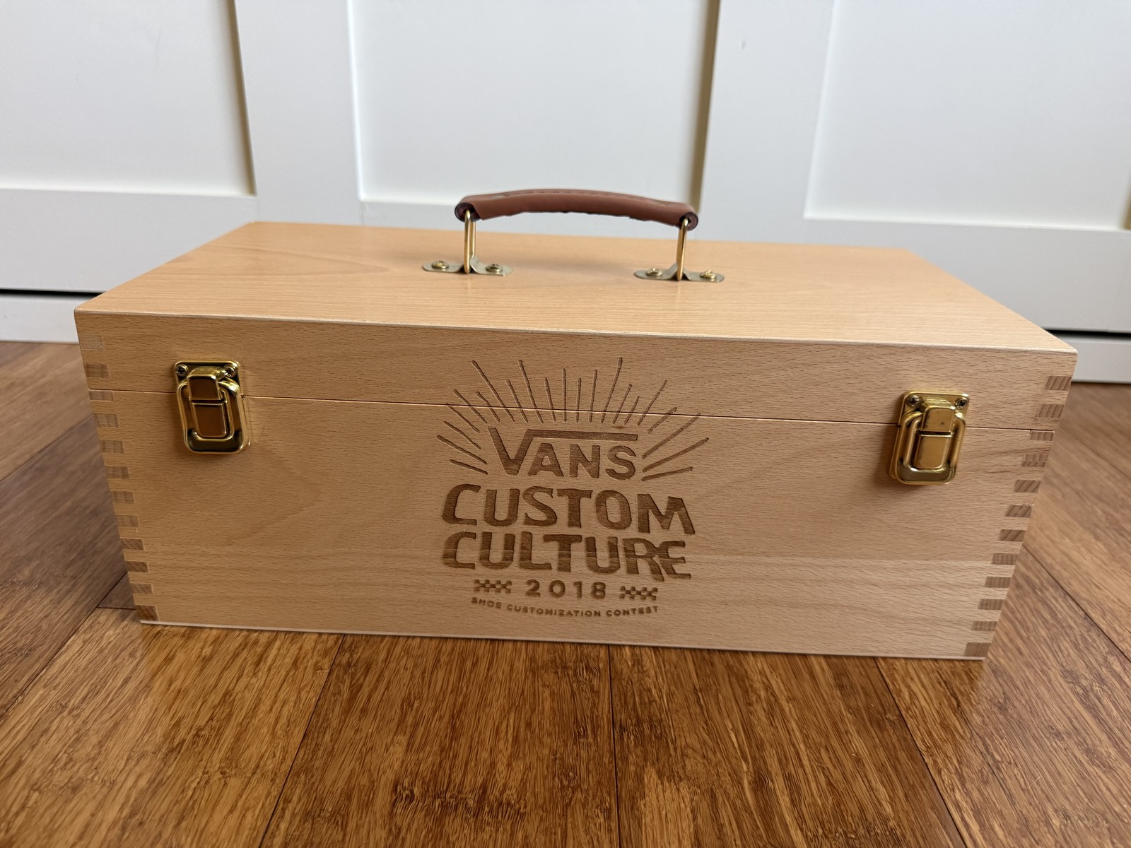 Vans Custom Culture 2018 Wood Box • Shoe Customization Contest • Promo Kit Rare