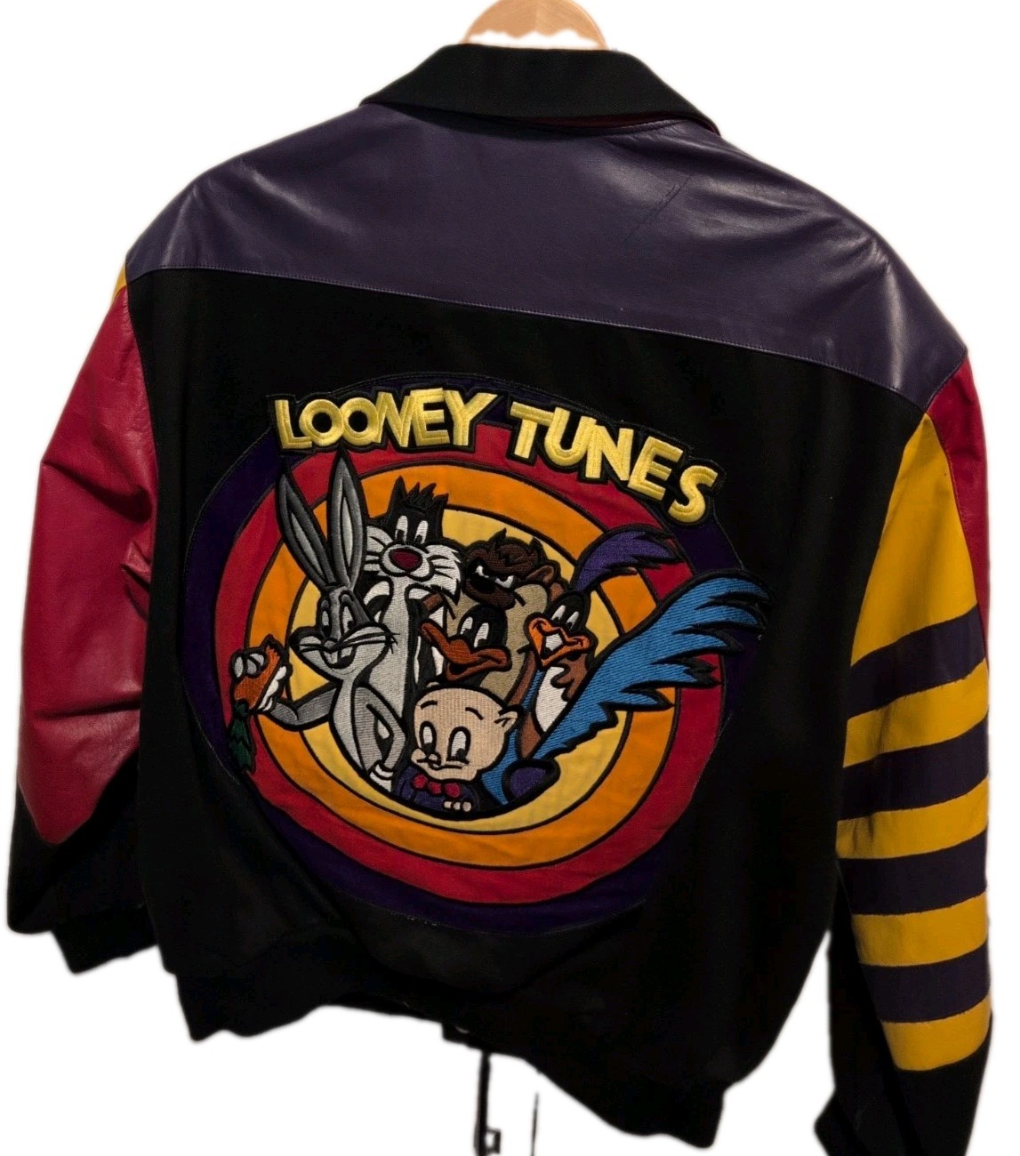 Vintage Looney Tunes Jacket Size M Jeff Hamilton Collectible 90’s