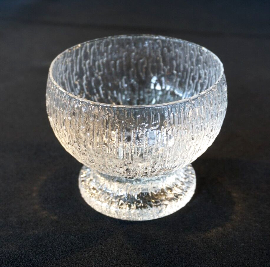 Beautiful Iittala Finland Ultima Thule Timo Sarpaneva Footed Bowl