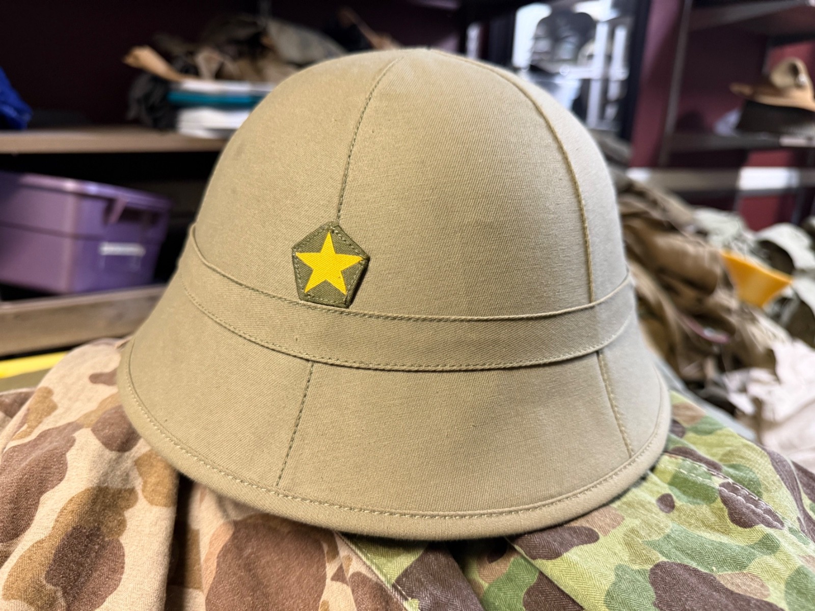 WWII JAPANESE IJA ARMY SUMMER COMAT PITH HELMET
