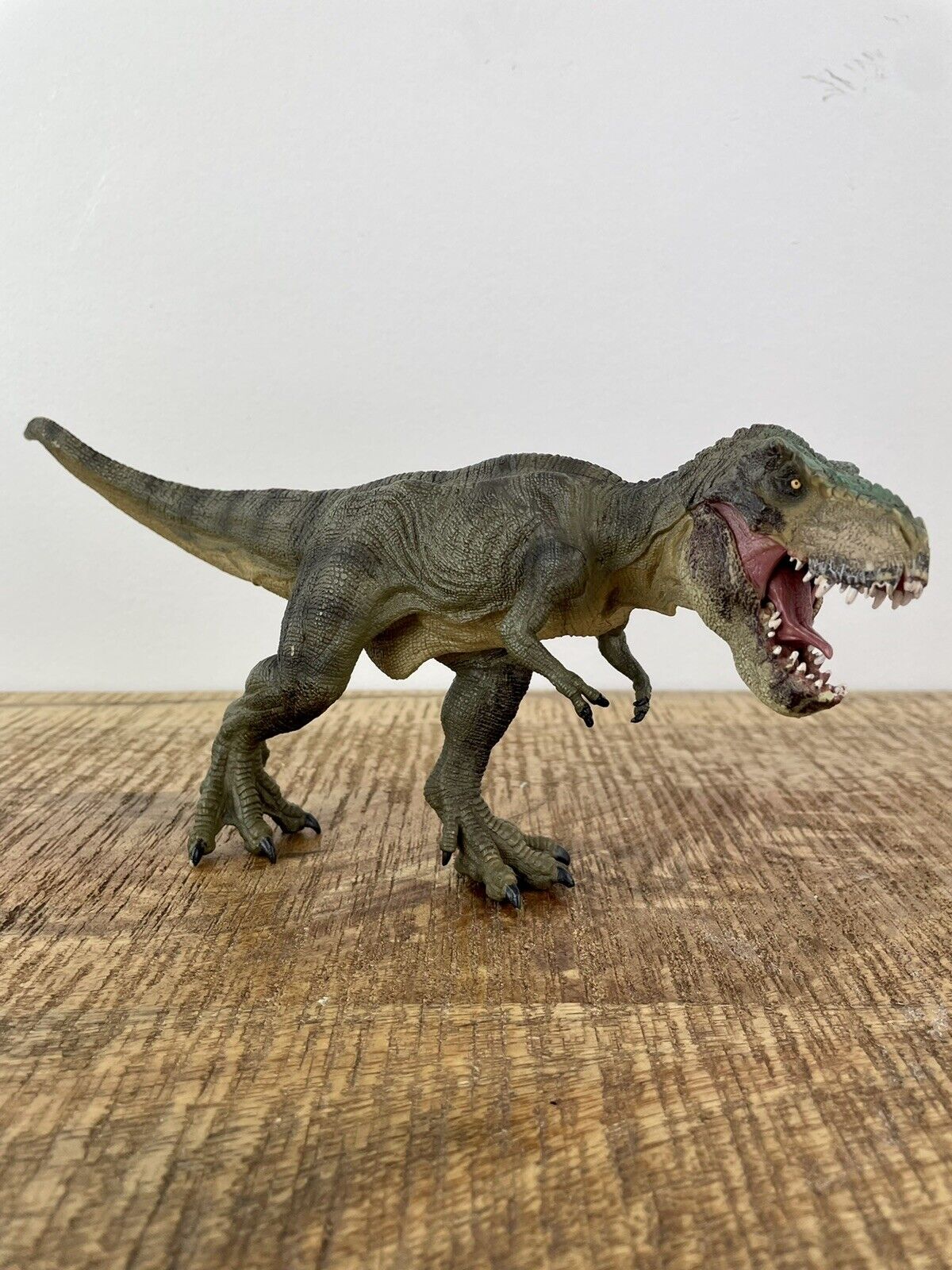 Papo 2012 Running Tyrannosaurus Rex T-Rex Super Heavy Duty Movable Jaw Dinosaur