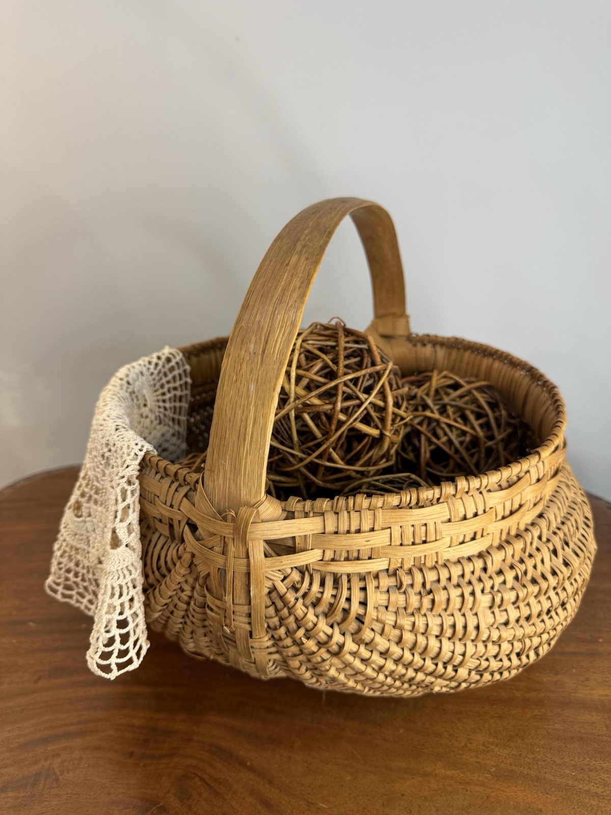 Antique White Oak Splint Buttocks Basket Primitive Appalachian Egg Gathering