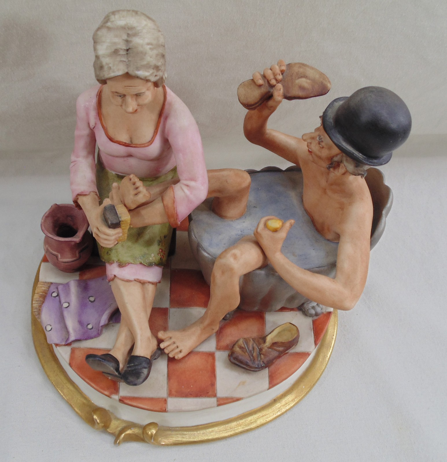 VTG Capodimonte W. Cabrelli Italy Man Woman Bath Tub Figurine Washing Feet READ