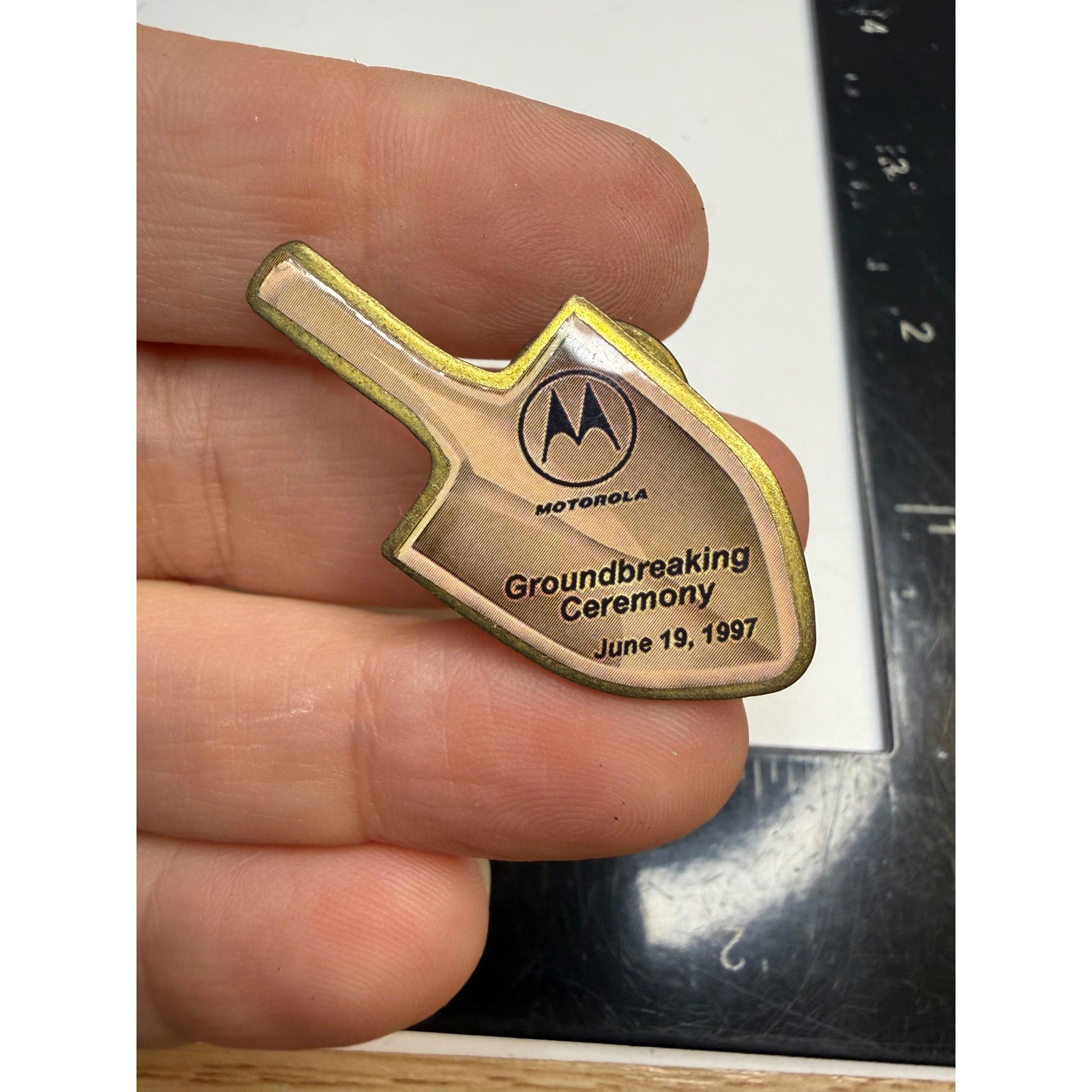 Vintage Motorola Groundbreaking Ceremony Pin June 19 1997 Shovel Gold Tone Logo