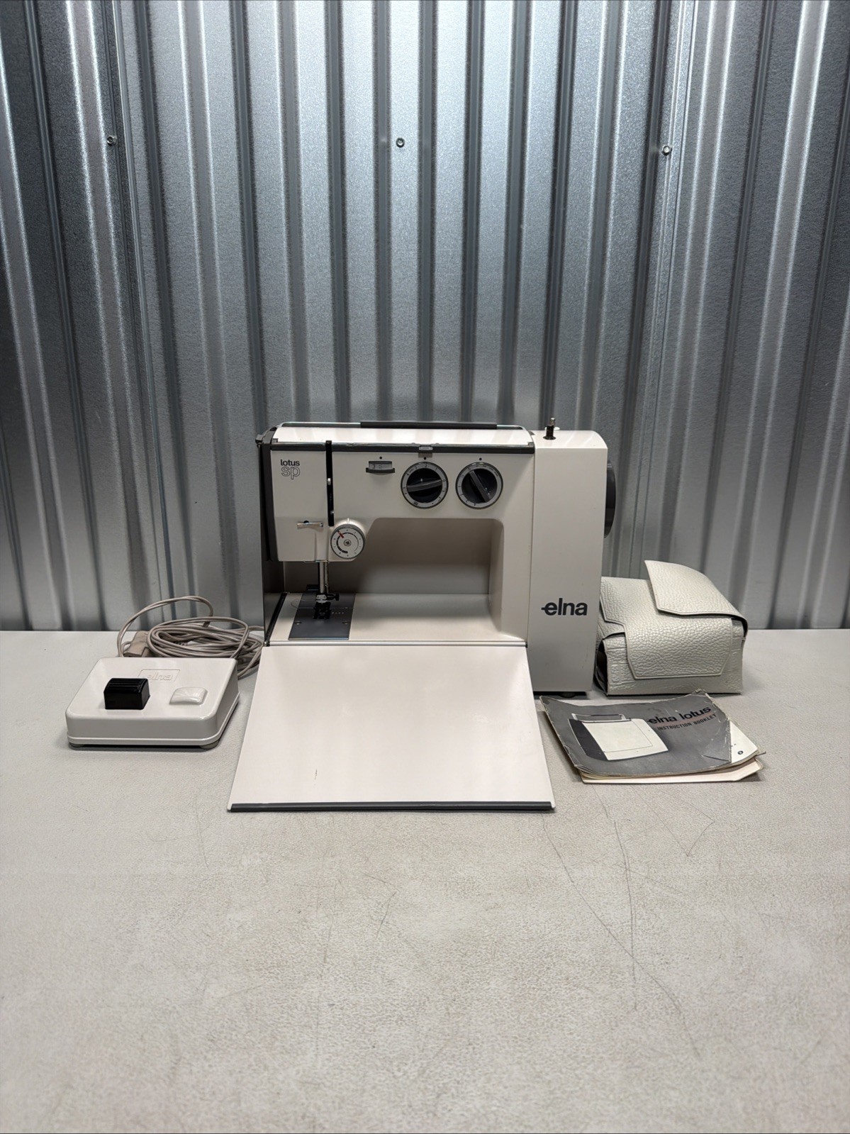 Vintage Elna Lotus SP Sewing Machine, Switzerland w/ Foot Pedal - Working