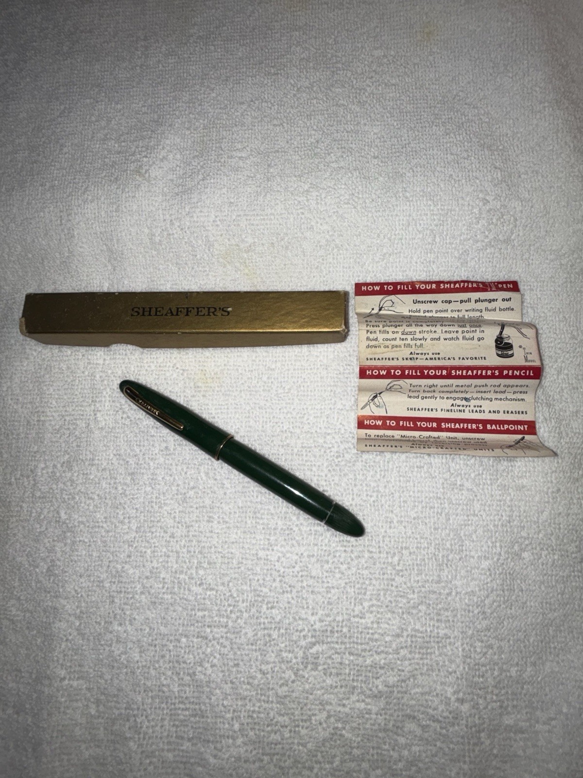 Vintage Sheaffer Plunger Fill Fountain Pen Emerald Green 14k Gold w Box TM Thin Vintage Sheaffer Plunger Fill Fountain Pen Emerald Green 14k Gold w Box TM Thin