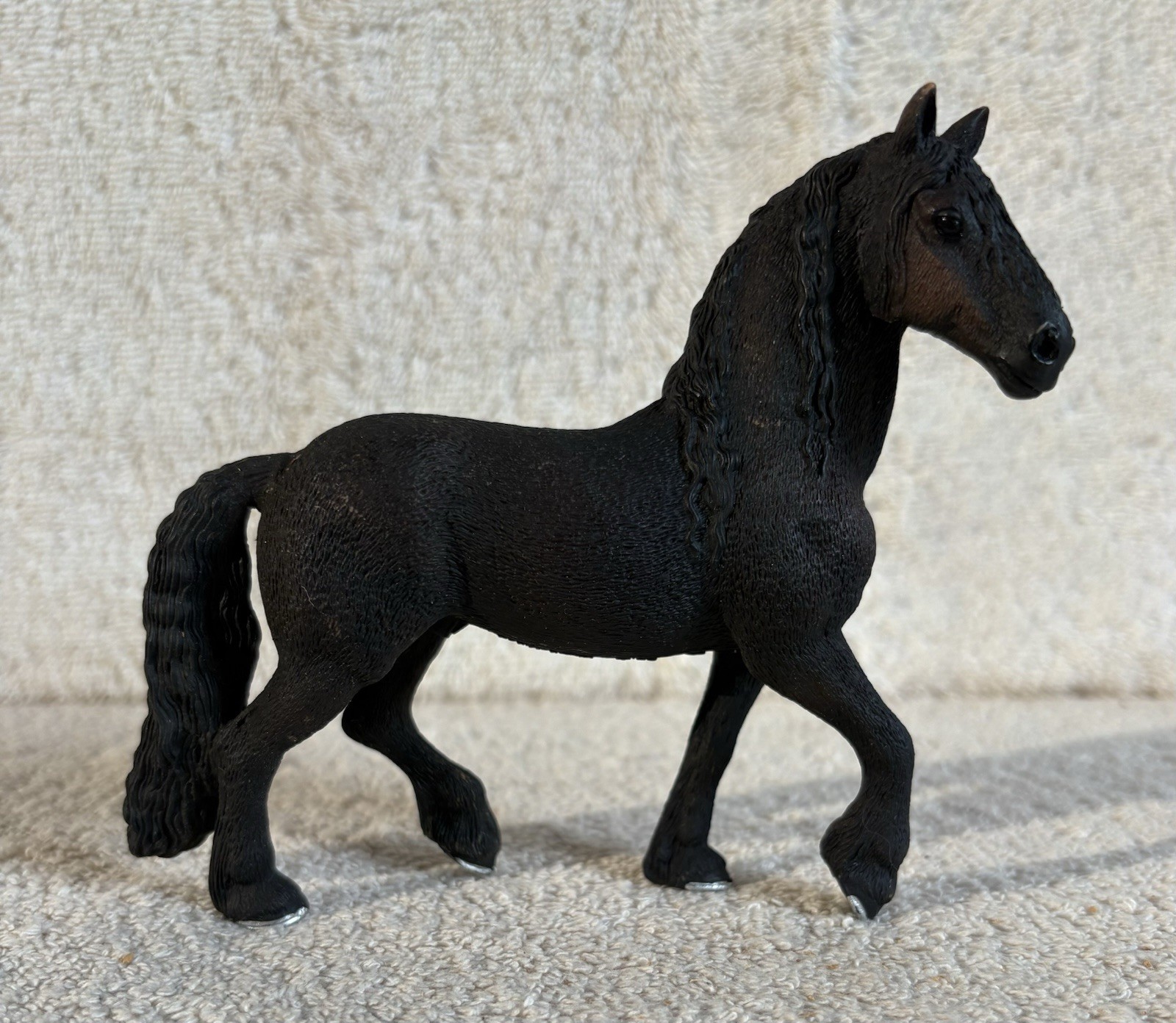 Schleich 2009 Am Limes 69 Stallion Friesian Horse - D73527/Schw Gmund