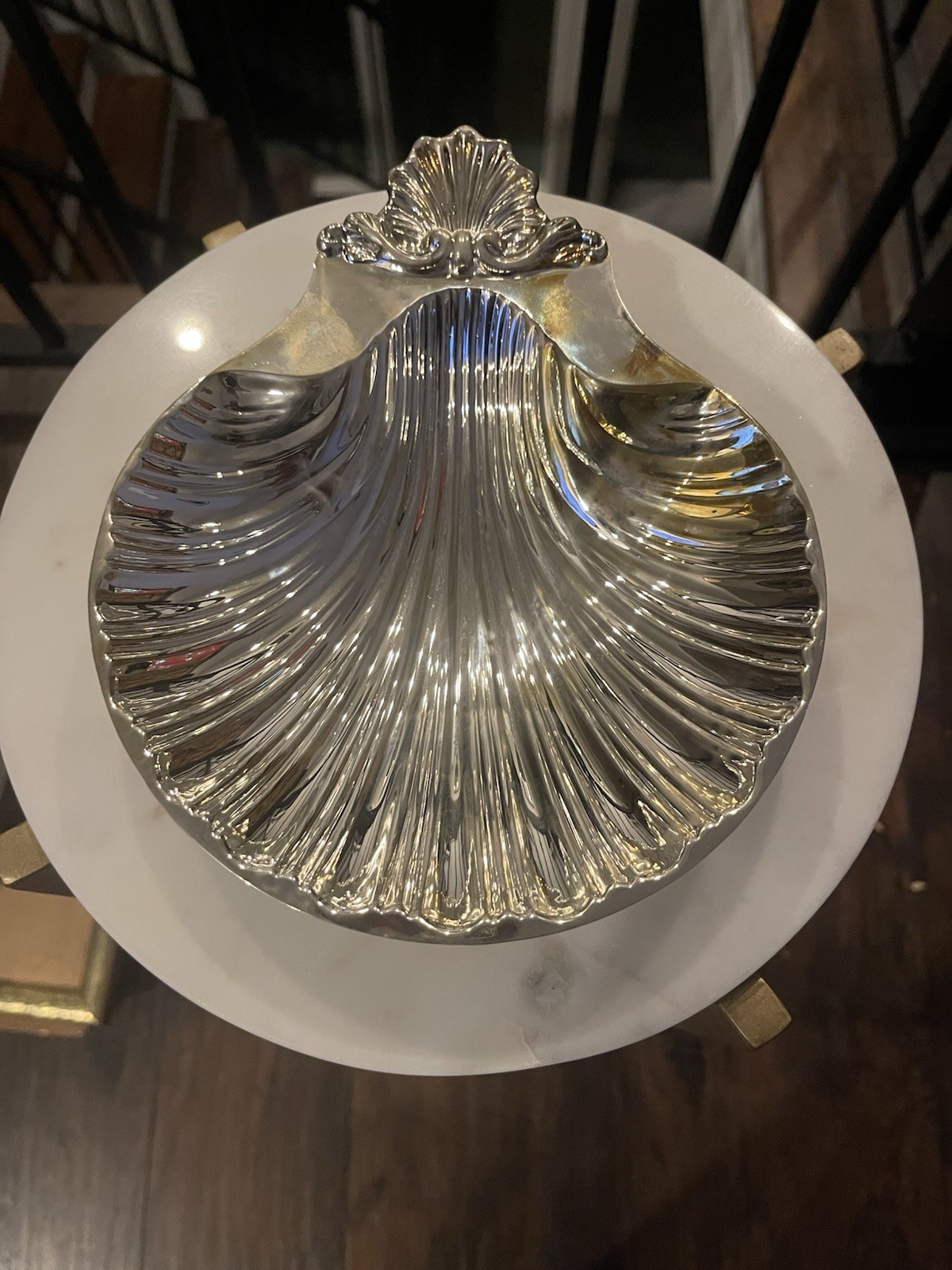 VTG Wm Rogers &Son Victorian Rose Silver Plate Shell Shaped Dish with Ornate NIB