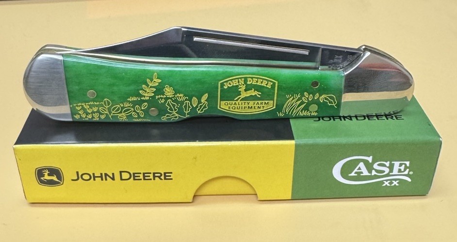 Case XX 15802 Bright Green Bone John Deere Copperlock