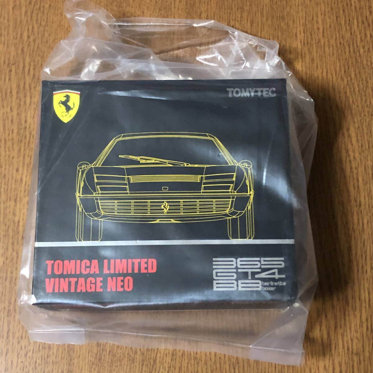 Tomica Limited Vintage Neo Takara Tomy Mall Limited LV NEO Ferrari 365 GT4