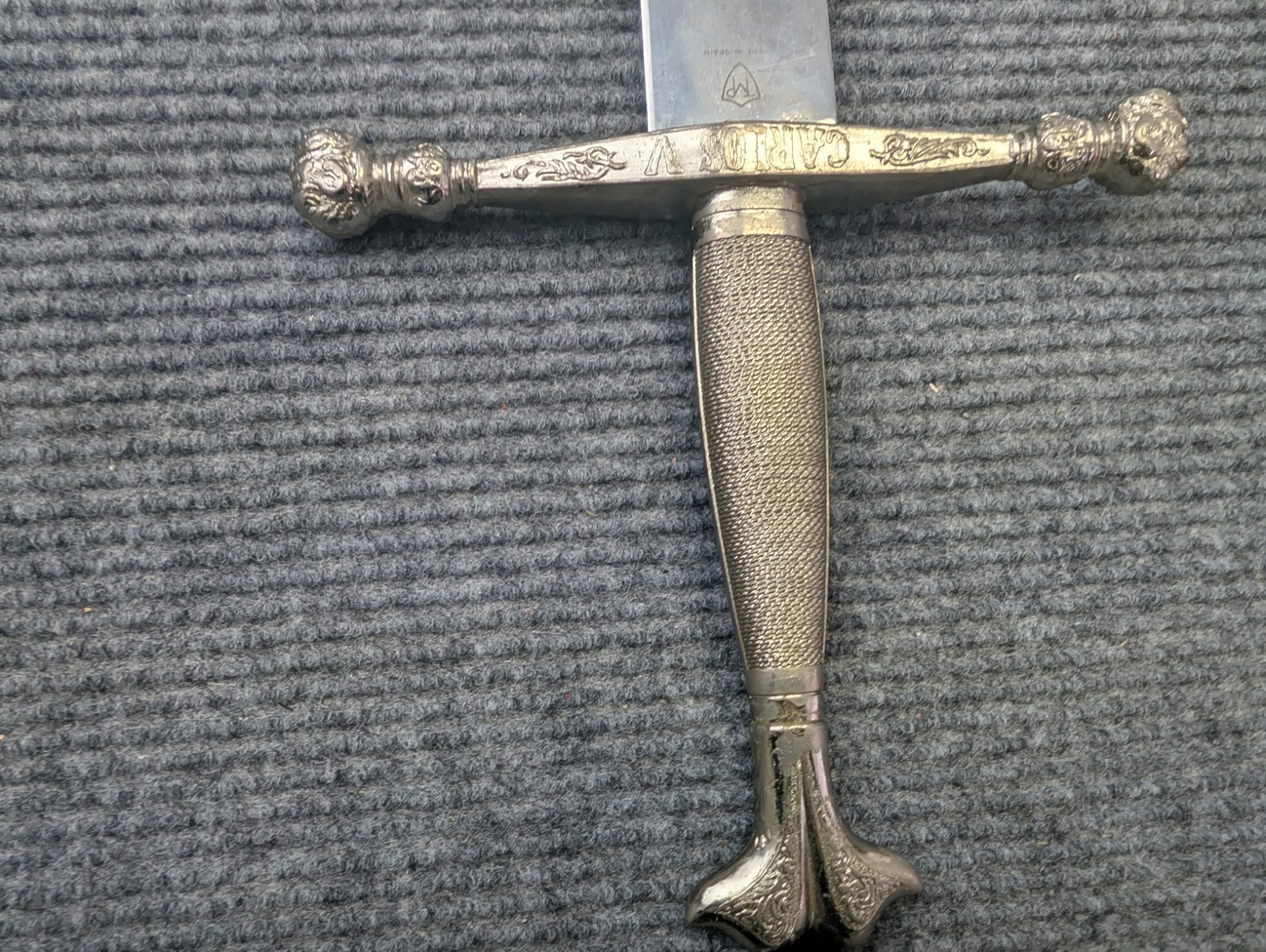 Vintage Toledo Spain Carlos V Medieval Broadsword Replica Sword Decorative 33