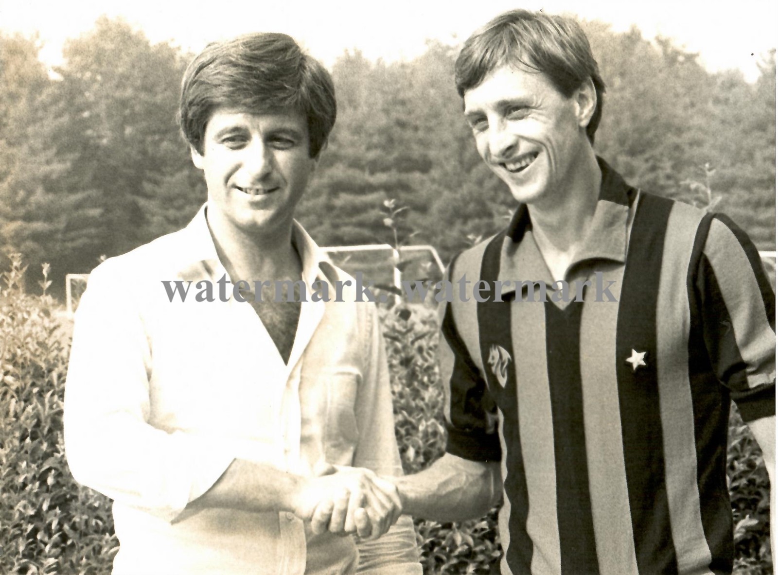 Original Johan Cruijff Milan Jersey Photo with Gianni Rivera Mundialito 1981