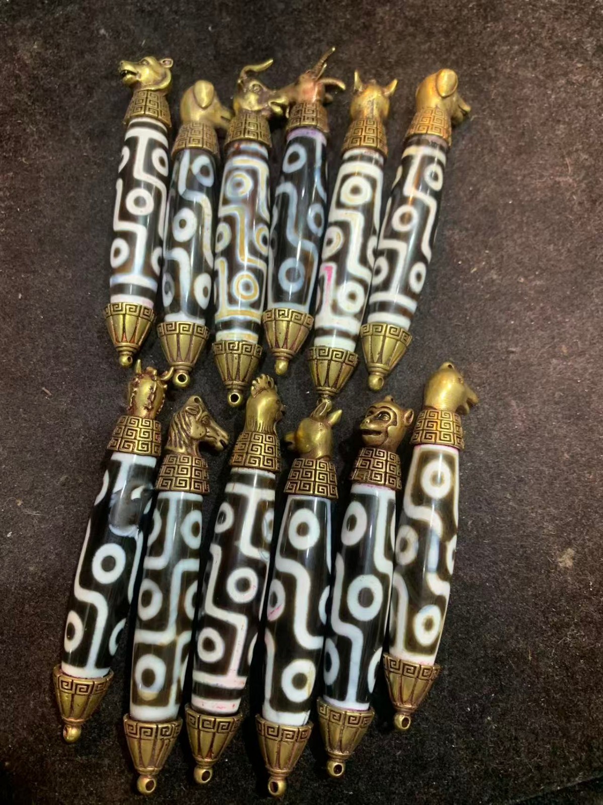 12Pcs (1Set) Tibetan Brass 12Animas Inlay Green Agate Dzi*9Eyed* Bead Pendants
