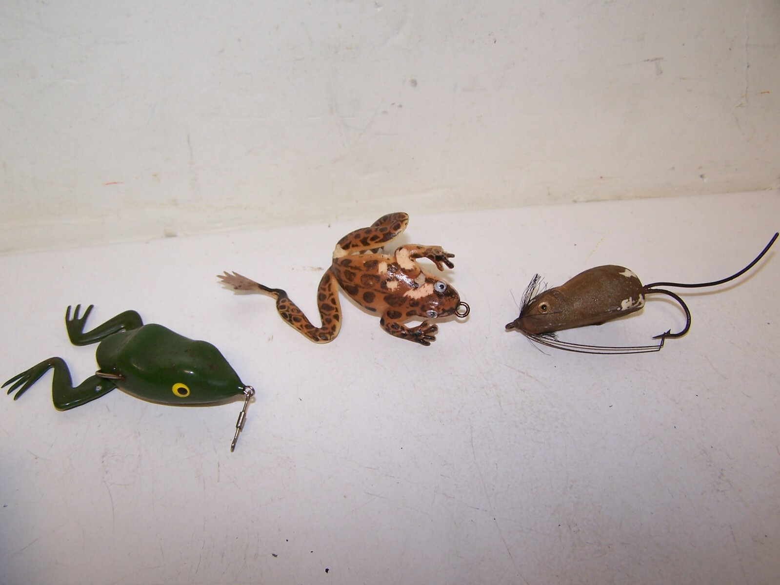 Vintage MOUSE & FROGS FISHING LURES