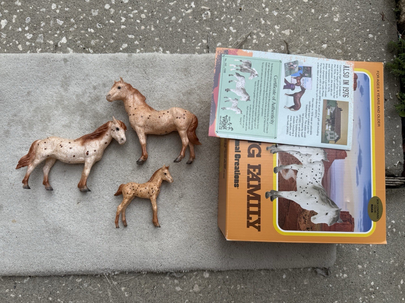 Classic Breyer Horse Vintage Club #10359 Red Roan Mustang Family Mare Foal Etc