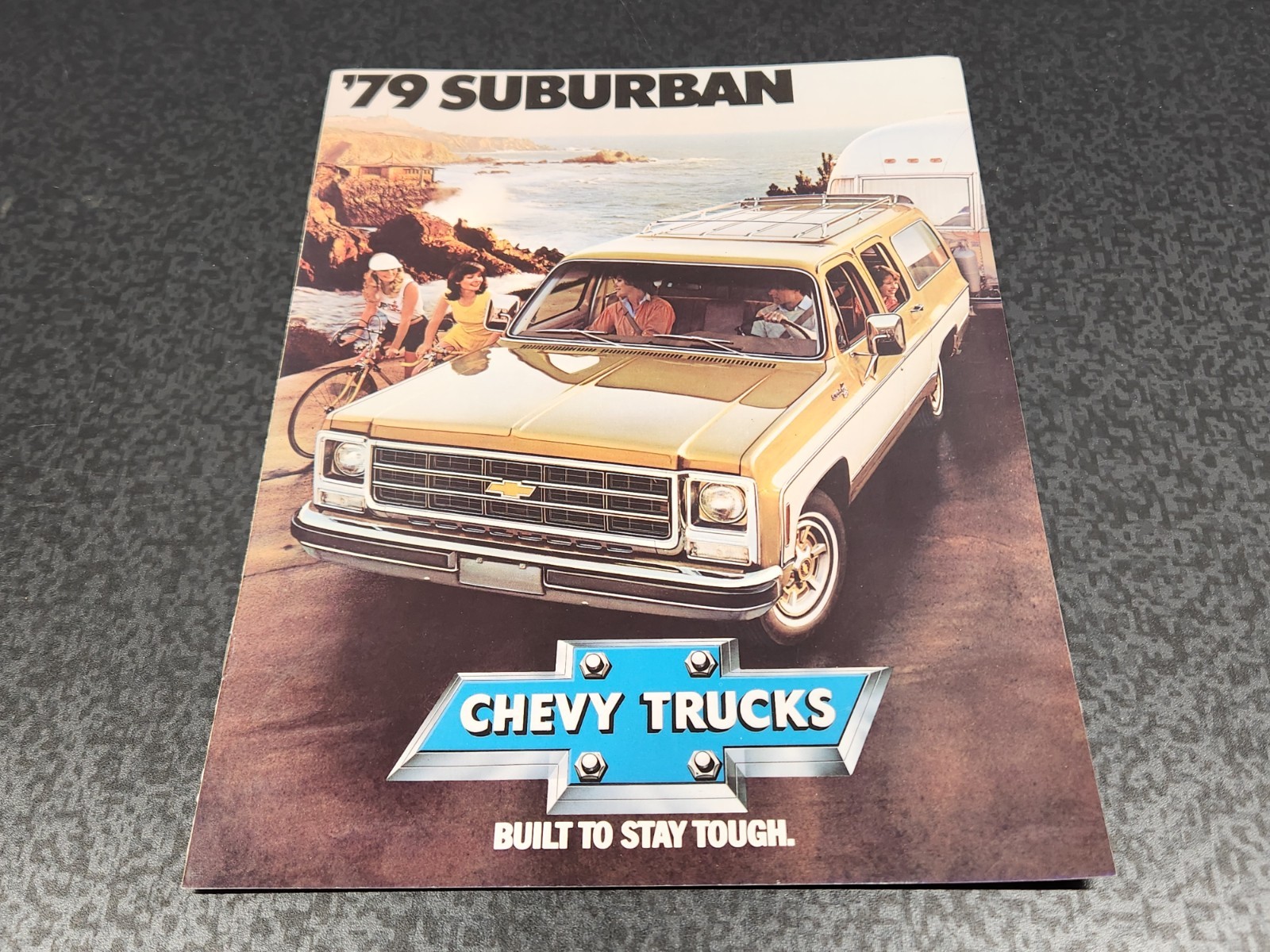 1979 Chevrolet Suburban Chevy Sales Dealer Brochure Catalog Uncirculated ~ READ