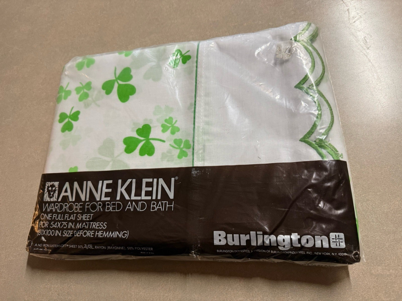 NOS Vtg Anne Klein Burlington Sheet Full Flat Green Clover Irish White 81x100