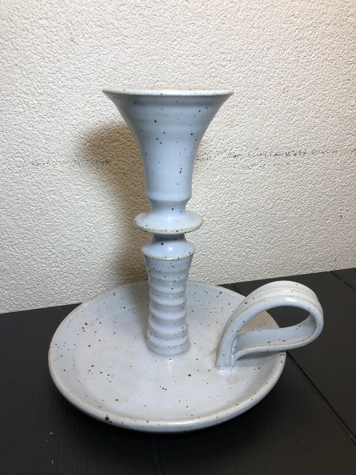  Signed BILL TYNER Speckled White Large Art Pottery 8.25\