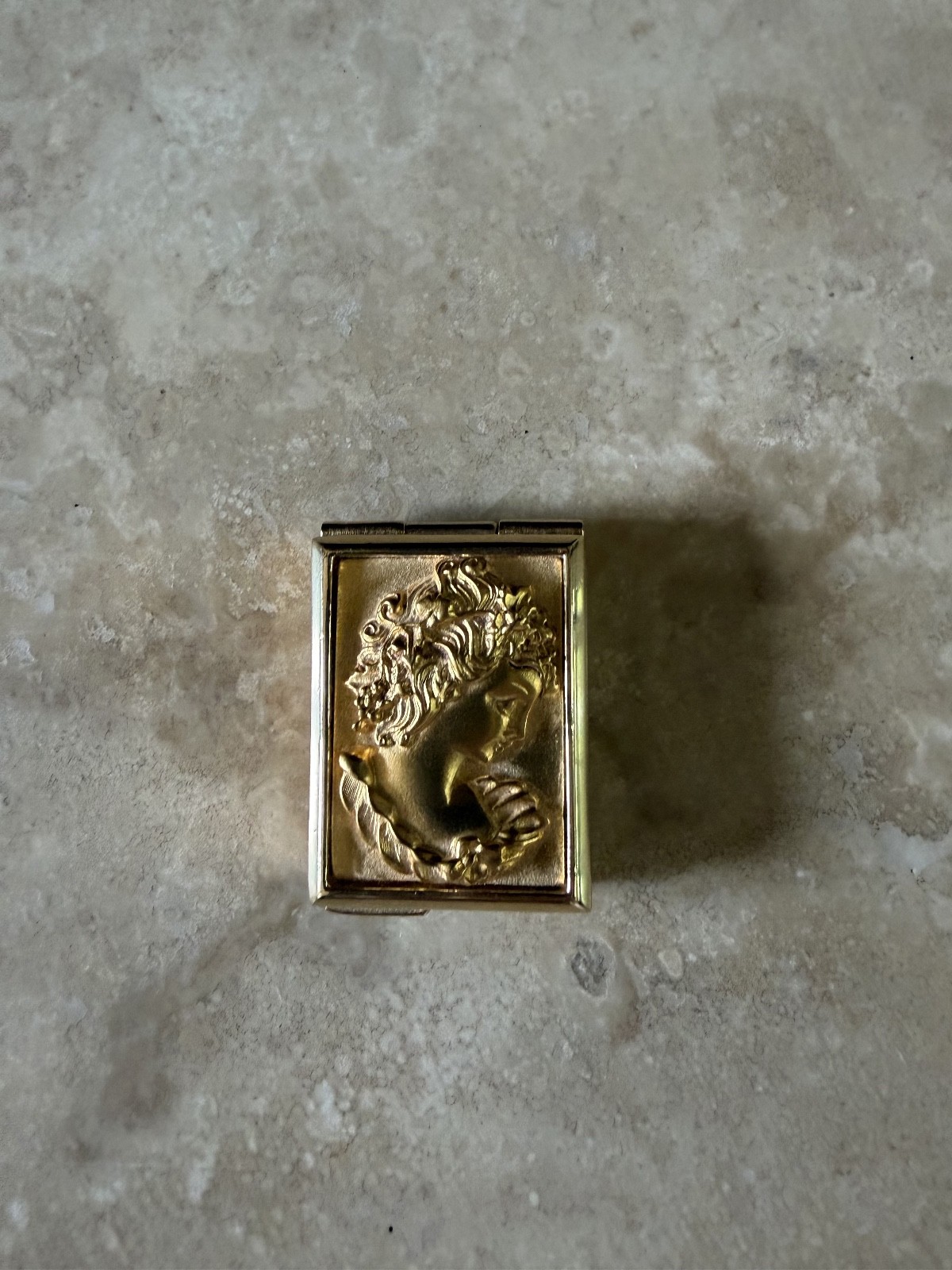 Estee Lauder Solid Perfume Cameo Box (K)