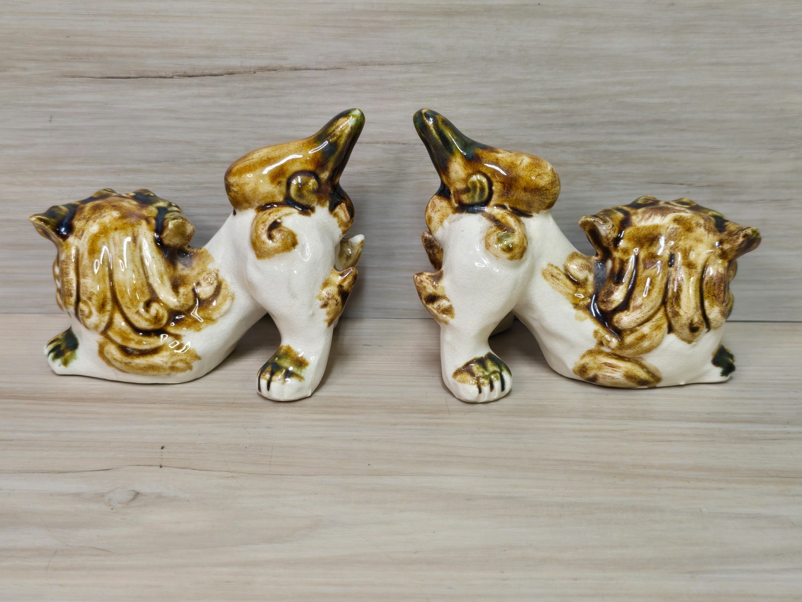 Vtg Golden & Cream  Shisa Guardian Foo Dogs Lion Pair Ceramic Okinawan Shishi 4”
