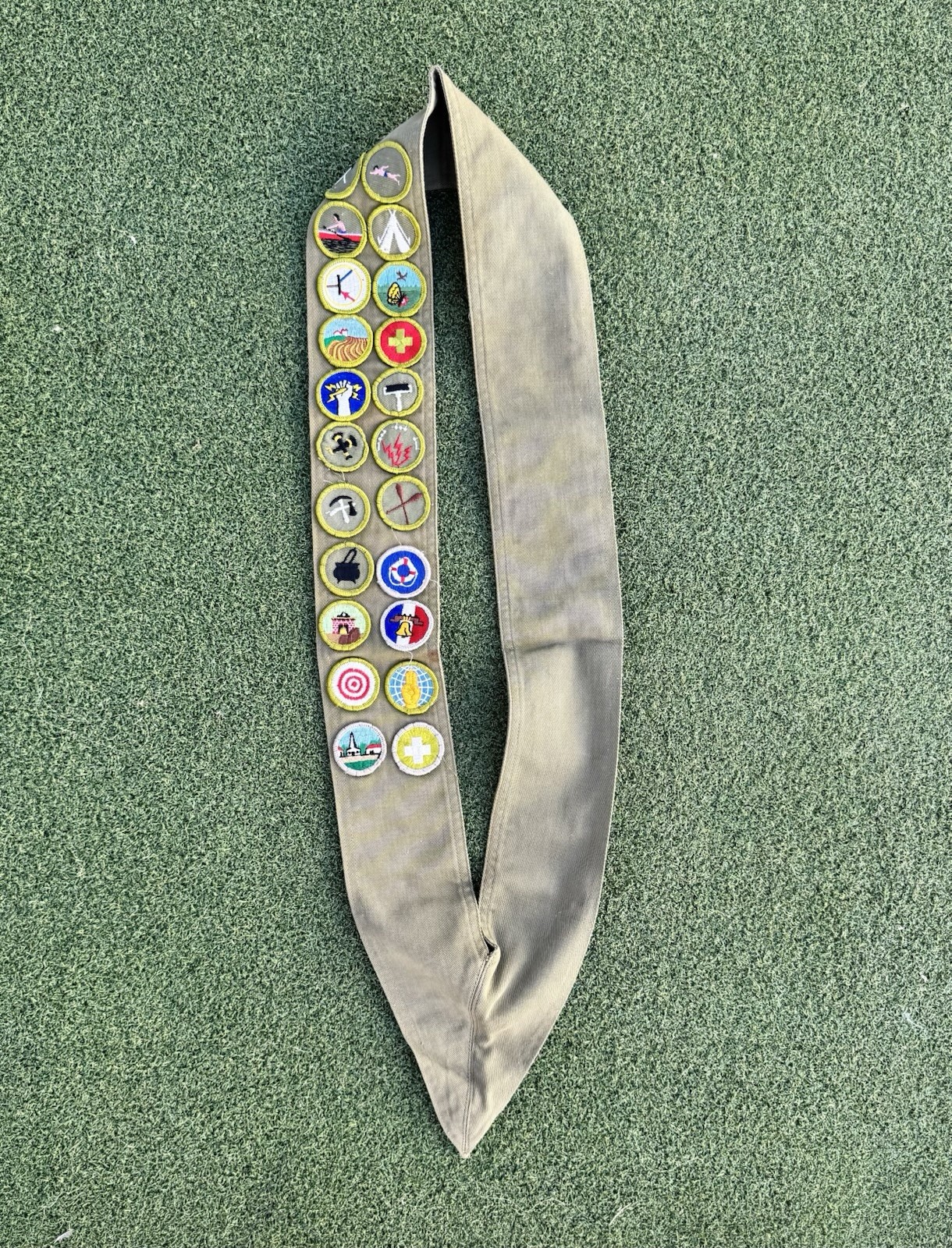Vintage Boy Scout BSA Merit Badge Sash 22 Badges 1940s 1950s Khaki Twill Patches