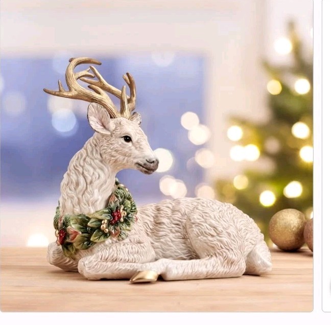 Fitz & Floyd Woodland Resting Deer Figurine – 10.25