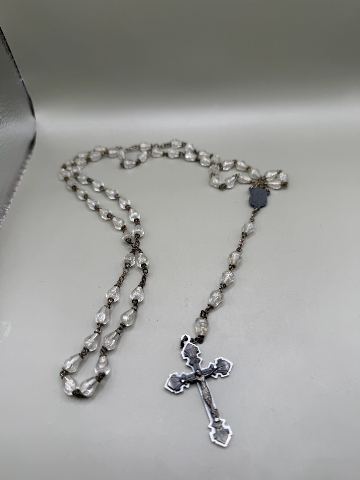 Vintage Clear Glass Teardrop Rosary Italy Crucifix Madonna Child Sacred Heart