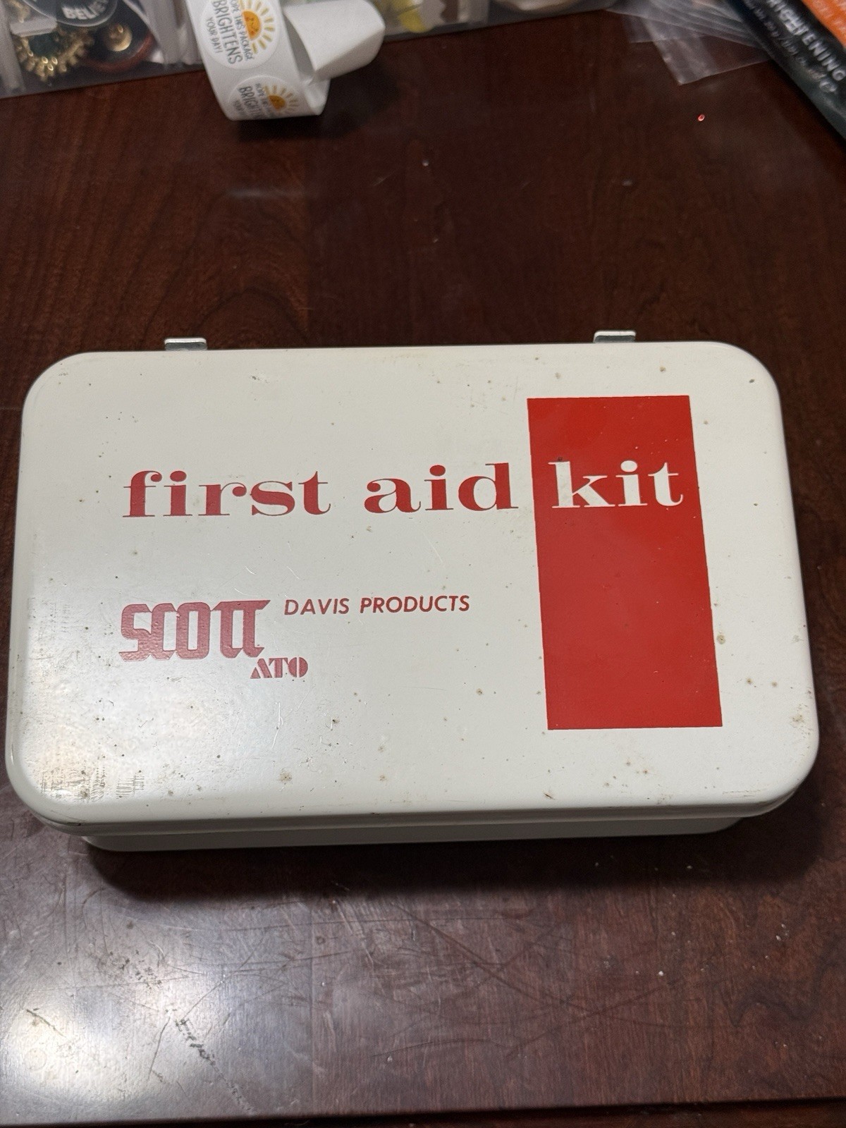 Vtg Rare 60s 70s First Aid Kit Metal Box Scott Aviation Davis Products Complete