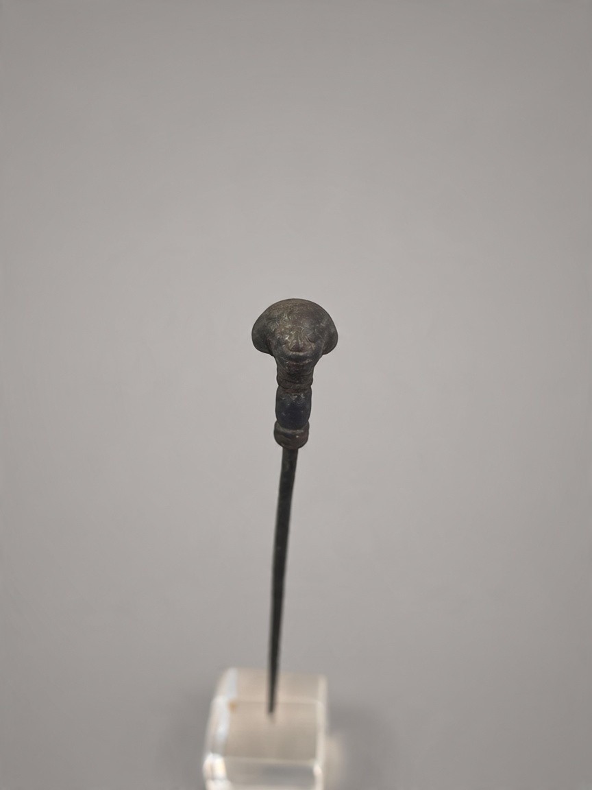 Ancient Egyptian Bronze Pin Pharaoh Head Finial 1550-1070 BC New Kingdom 4.5\