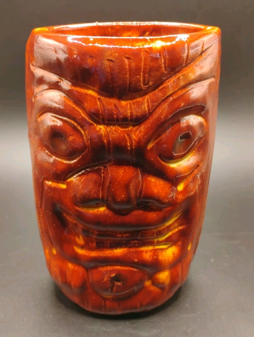 Vtg 1960s Polynesian Pottery/ Trader Vic\'s, Hawaii/ Crude-Art Tiki Liki Mug MCM