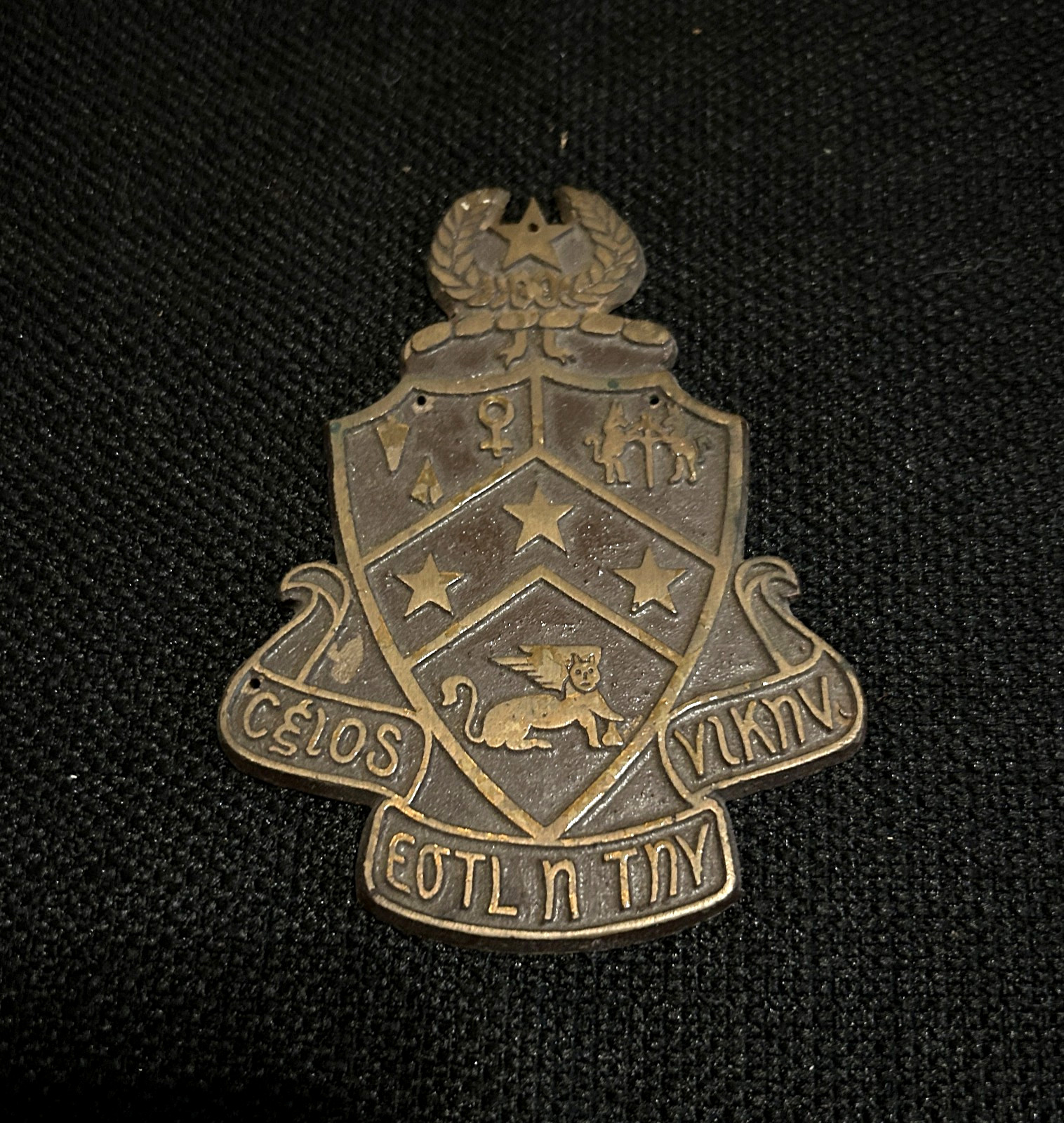 VINTAGE Phi Kappa Tau fraternity original crest metal plaque, 4