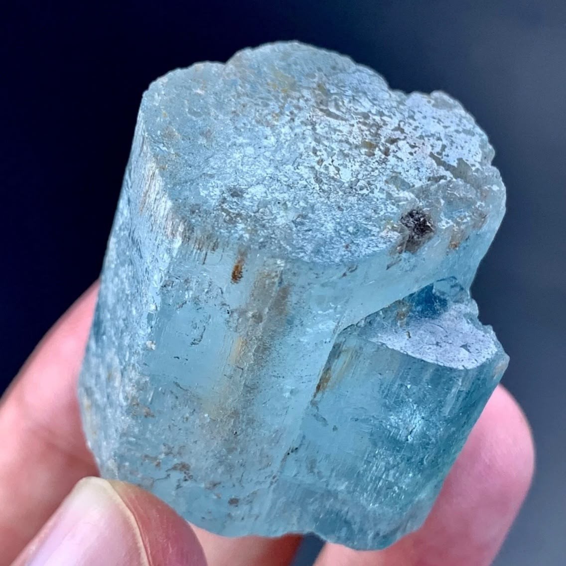280 CT Terminated Natural Top Quality Dark blue Aquamarine Crystal @ Skardu Pak
