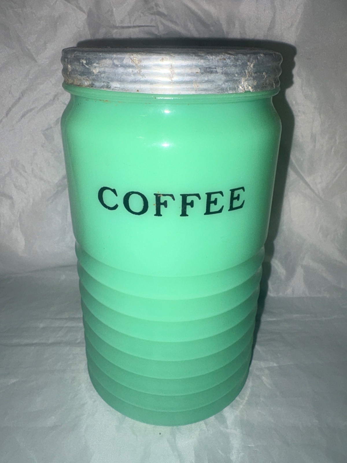Antique Jeannette Glass Jadeite (Jadite) ribbed Beehive coffee canister 1930’s