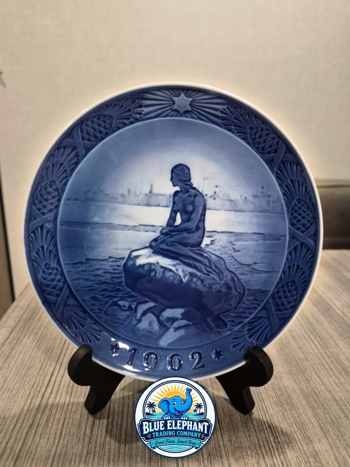 Royal Copenhagen 1962 Little Mermaid at Wintertime Collector Plate Denmark