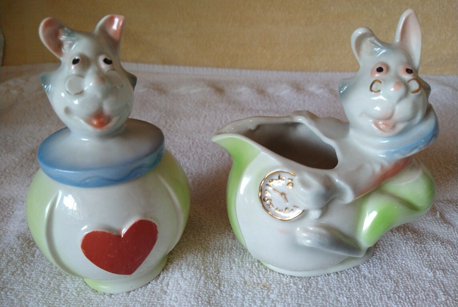 RARE Regal Disney Alice in Wonderland White Rabbit Sugar and Creamer 