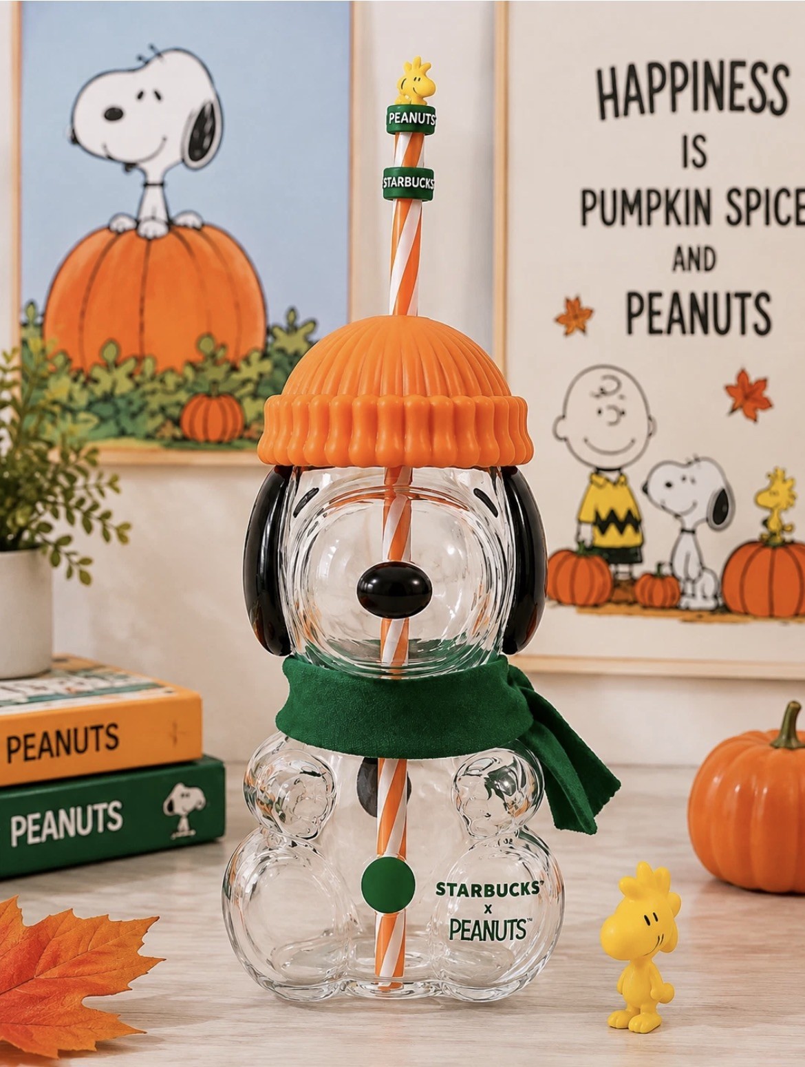 Pre-Order Starbucks x Peanuts Snoopy Glass Cup 22oz