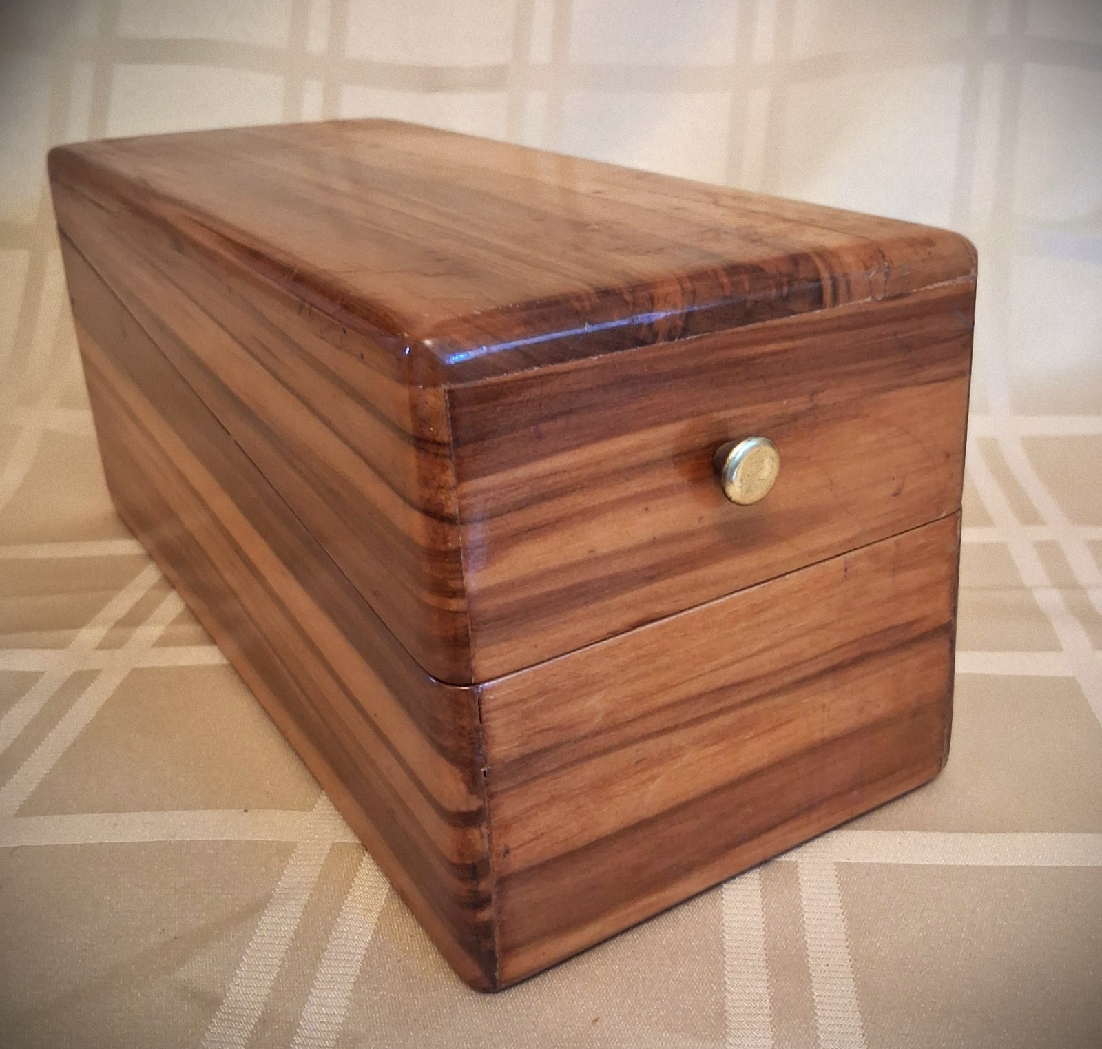 Fine Handcrafted Wood Box, Exotic grain, elegant keepsake storage 12x5x5 inch Fine Handcrafted Wood Box, Exotic grain, elegant keepsake storage 12x5x5 inch