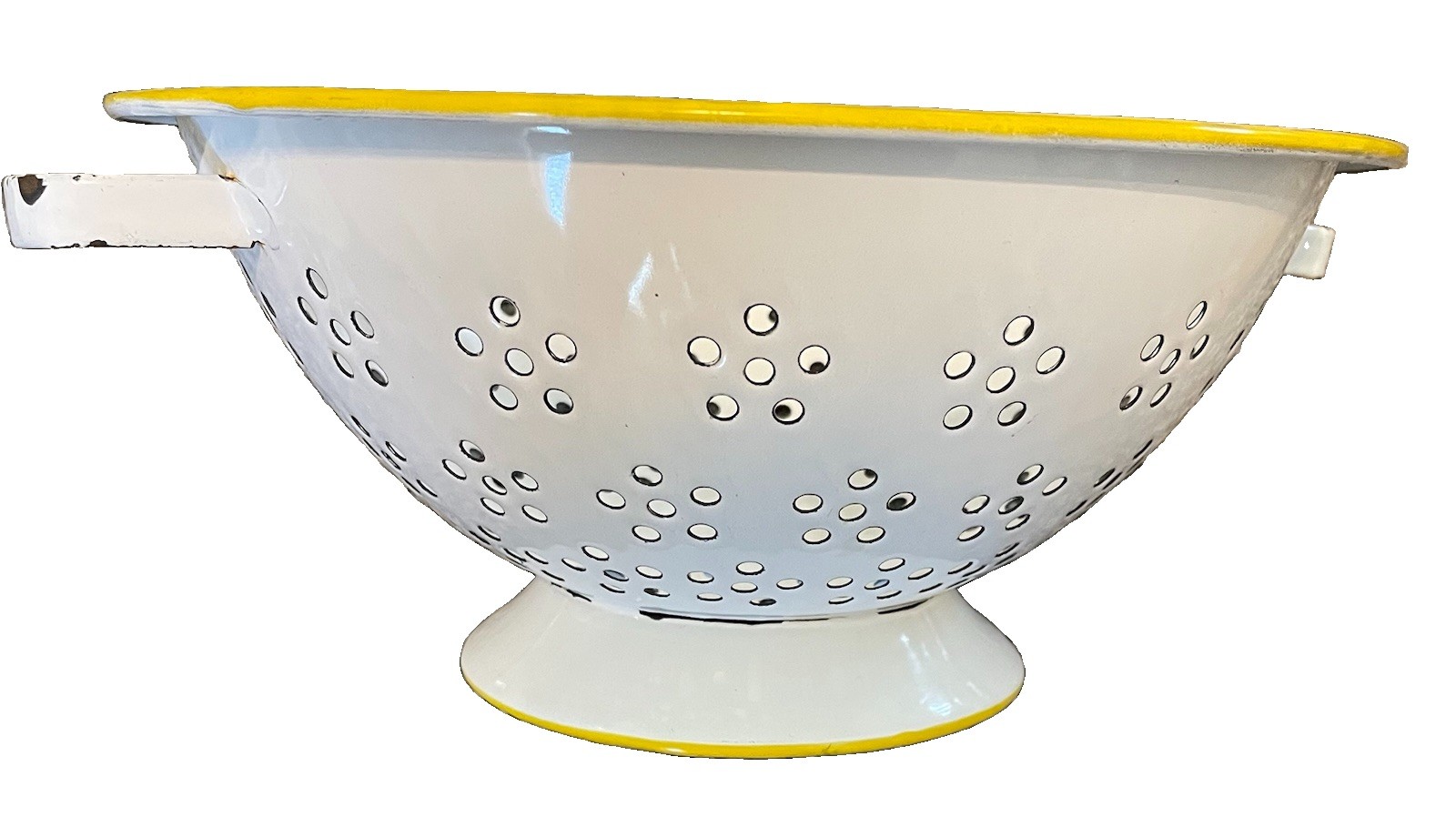 VTG White Metal Enamel Colander 10