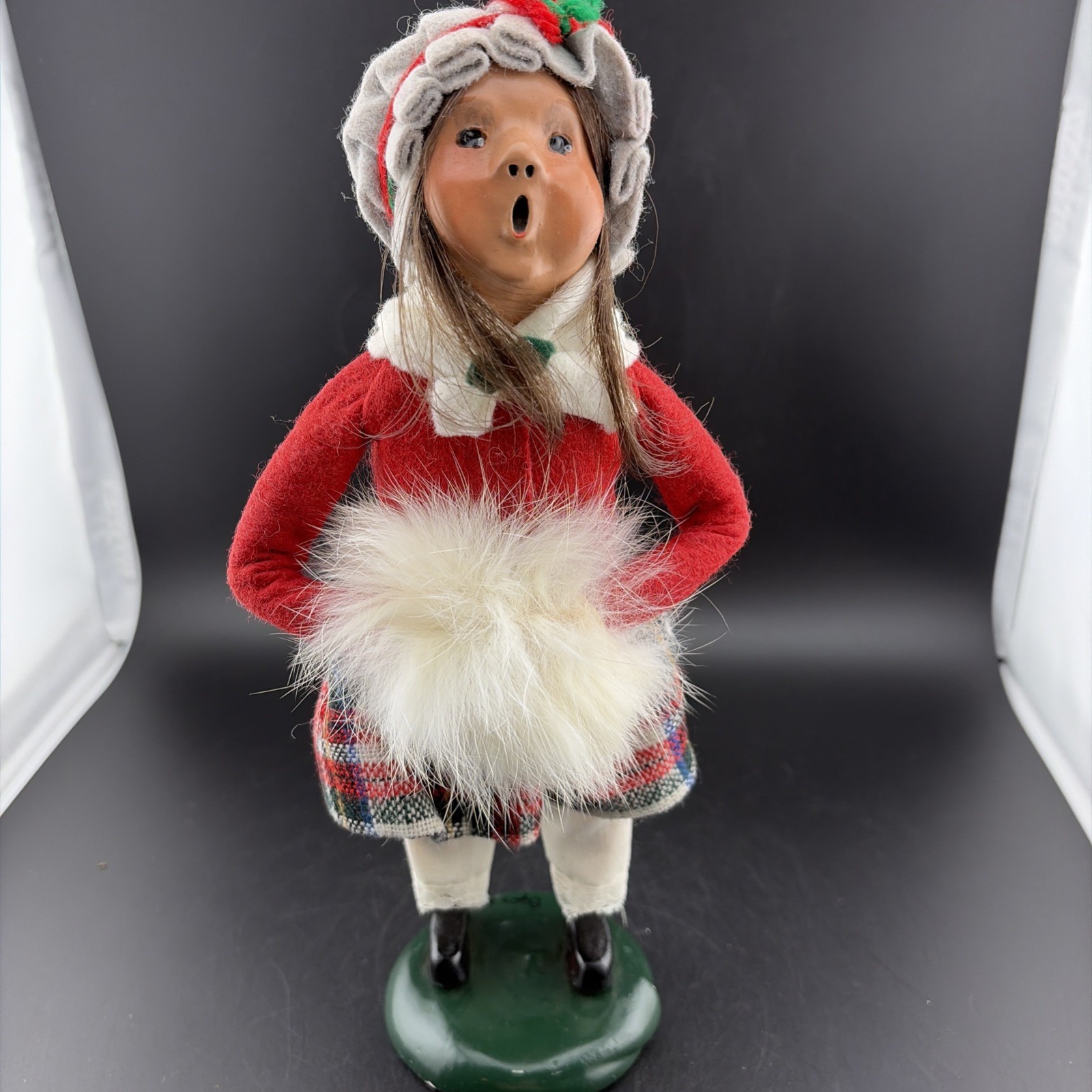 Vtg Byers Choice Caroler Figurine Holiday Woman Artisan Crafted 1987