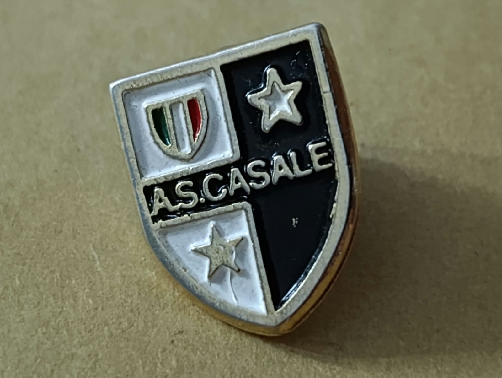 VINTAGE CASALE FOOTBALL FOOTBALL CASALE MONFERRATO PIN PIN PIN