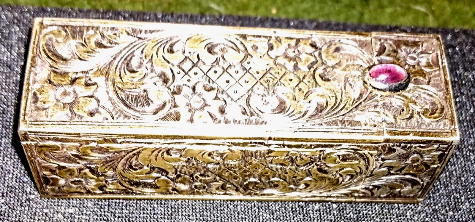 Antique Italy 800 Silver Hand Etched Lipstick Case w/ Mirror
