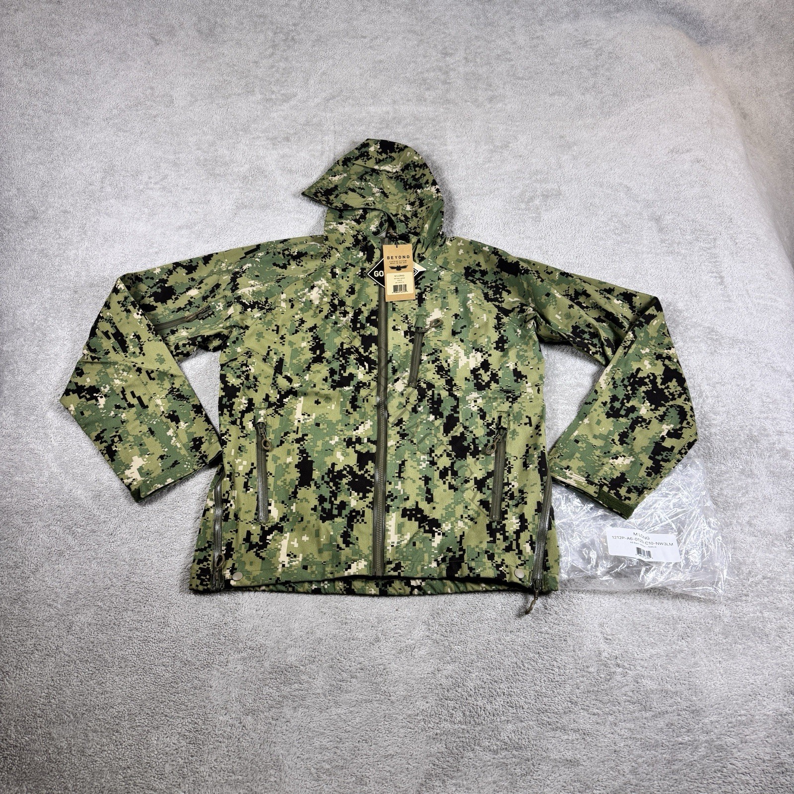 Beyond A6 Rain Jacket- Size ML