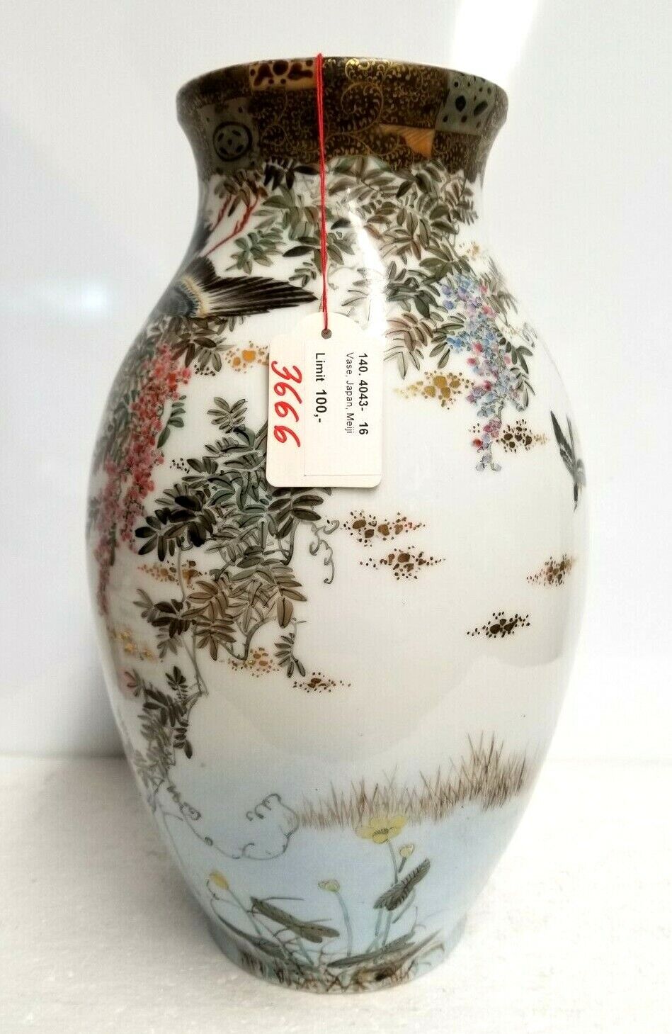 MEIJi Japan Unique Beautiful Nature Scene Vase