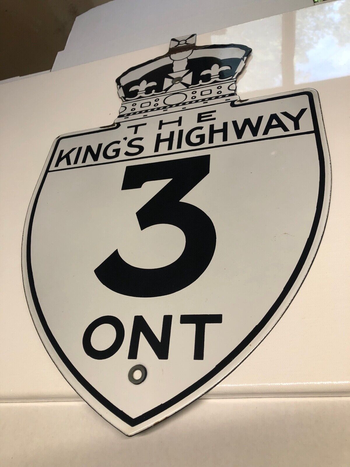 1930 PORCELAIN HIGHWAY SIGN, RARE CANADA KINGS HWY NO 3,AWESOME SHAPE,HOLY GRAIL
