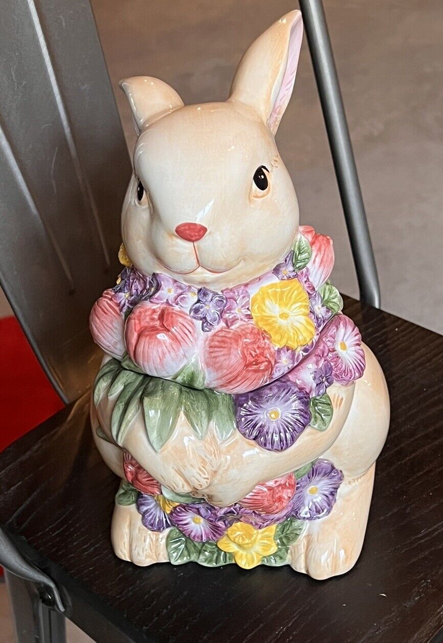 Very Rare Harry & David Bunny Rabbit Cookie/Candy Jar Canister