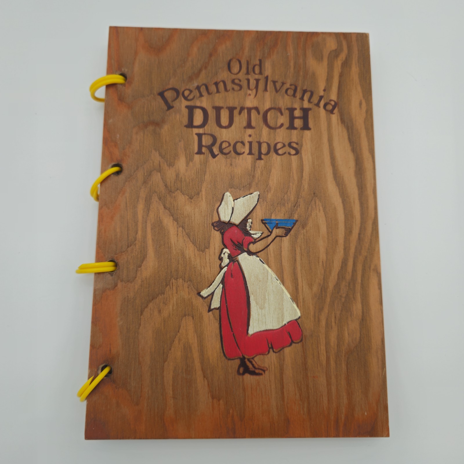 1967 Pennsylvania Dutch Cook Book Fine Old Recipes, Wood Covers