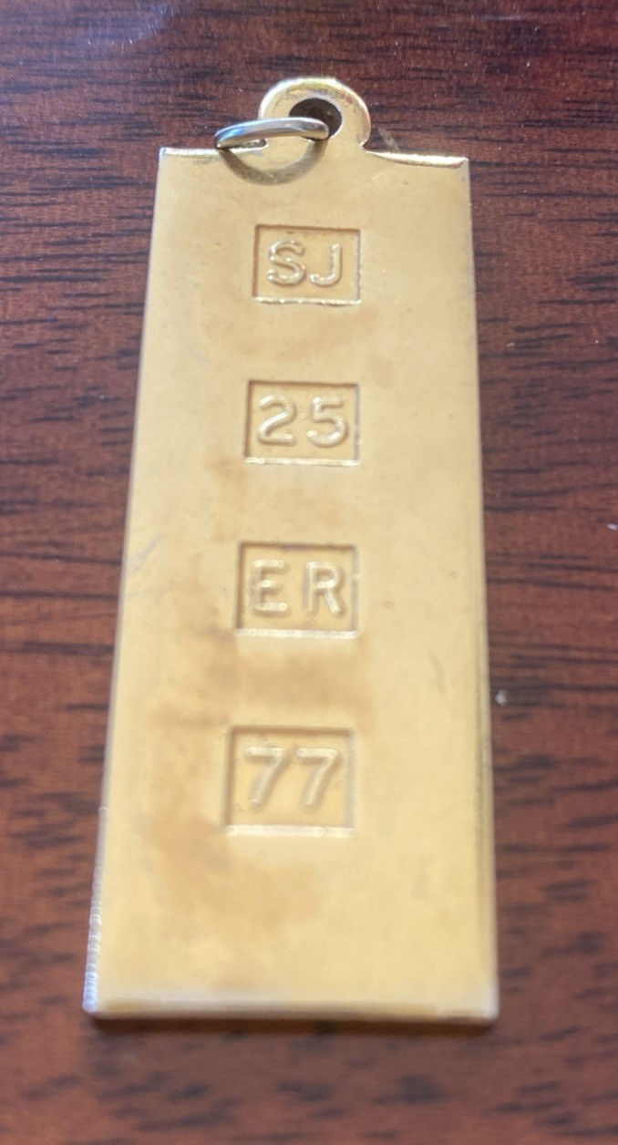 Silver Jubilee Queen Elizabeth Ingot 1977 Pendant Gold Plated Souvenir Royal