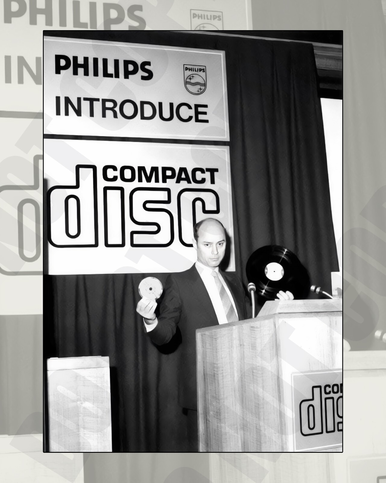 1979 Philips Unveils Optical Digital Audio Disc Compact Disc CD 8x10 Photo
